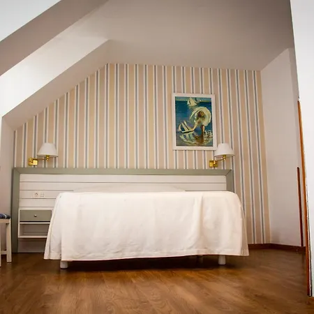 Hotel H Isabel - Suarez Inclan 38