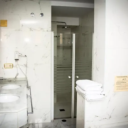 H Isabel - Suárez Inclán 38